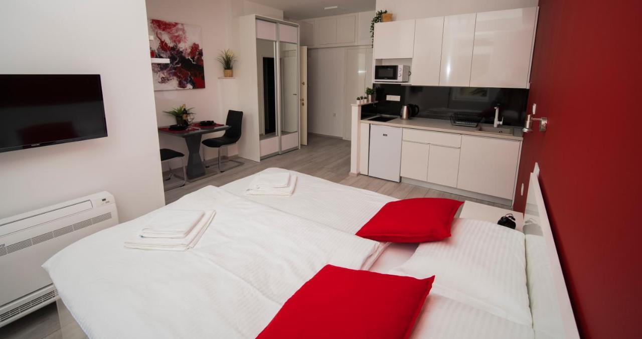 Apartments Kruc Zagreb Buitenkant foto